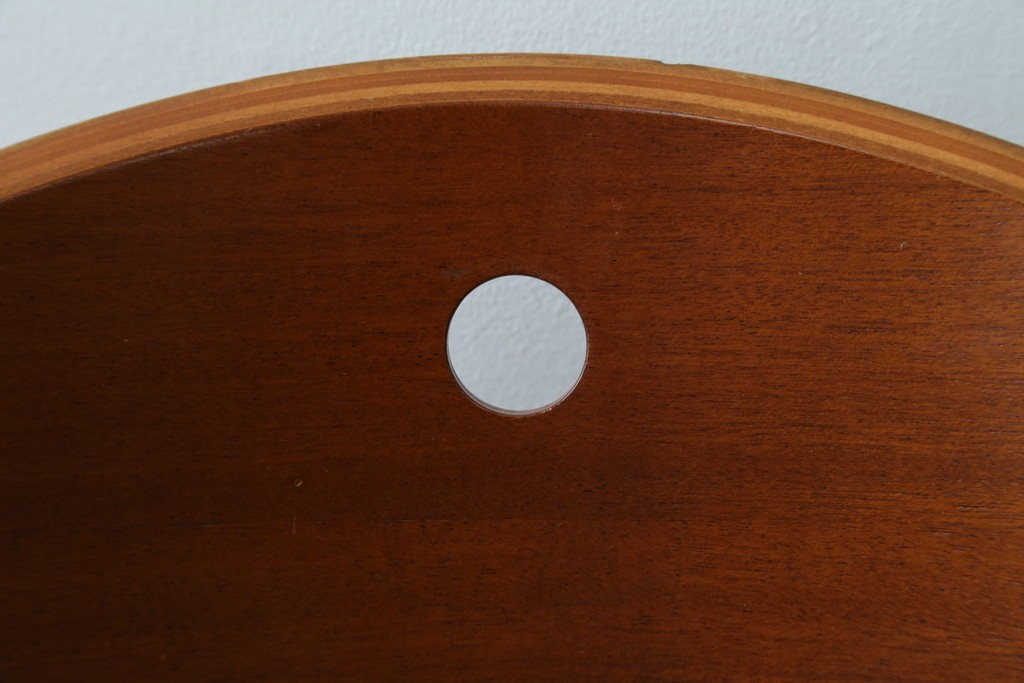 イタリアビンテージ　名作希少品!!　ドリアデ(Driade)　コステス(COSTES)　フィリップ・スタルク(Philippe Starck)デザイン　流線形のフォルムが美しいダイニングチェア2脚セット　(R-082288)