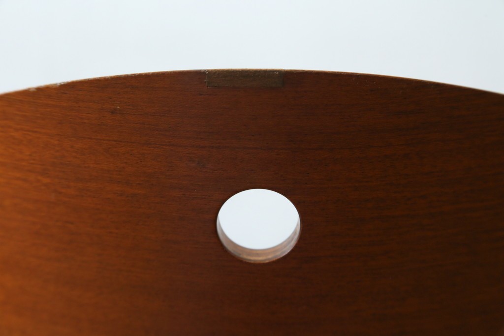 イタリアビンテージ　名作希少品!!　ドリアデ(Driade)　コステス(COSTES)　フィリップ・スタルク(Philippe Starck)デザイン　流線形のフォルムが美しいダイニングチェア2脚セット　(R-082288)