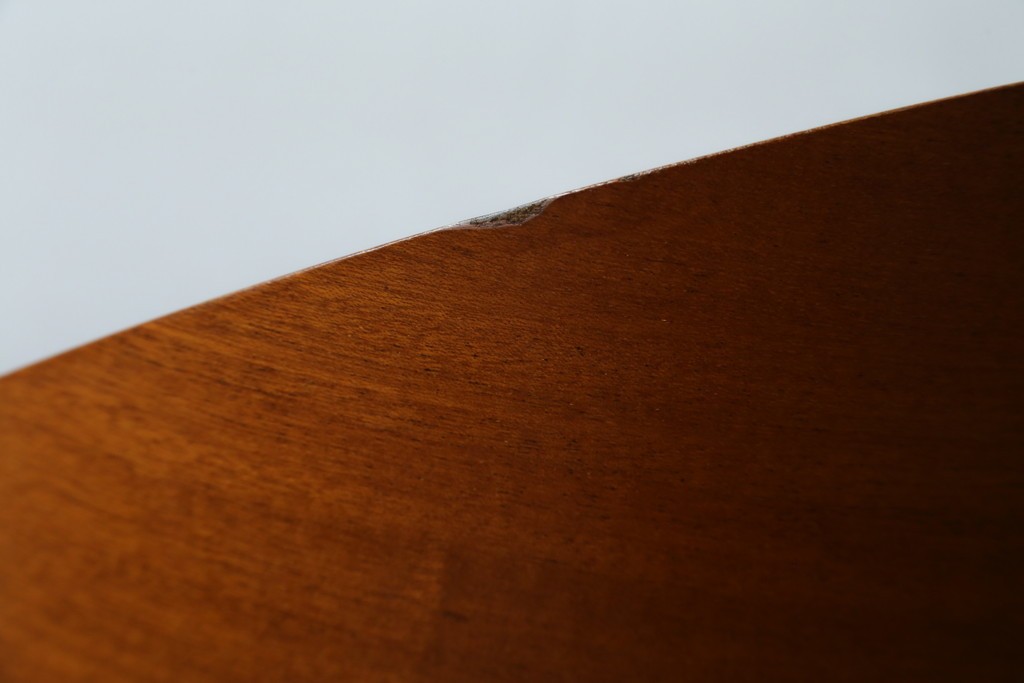 イタリアビンテージ　名作希少品!!　ドリアデ(Driade)　コステス(COSTES)　フィリップ・スタルク(Philippe Starck)デザイン　流線形のフォルムが美しいダイニングチェア2脚セット　(R-082288)