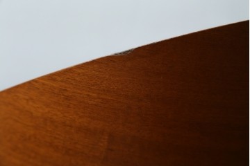 イタリアビンテージ　名作希少品!!　ドリアデ(Driade)　コステス(COSTES)　フィリップ・スタルク(Philippe Starck)デザイン　流線形のフォルムが美しいダイニングチェア2脚セット　(R-082288)