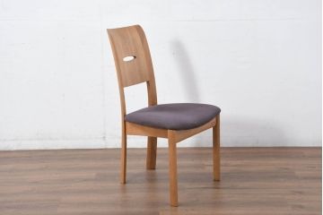 中古　美品　飛騨高山　家具ブランド　シラカワ(shirakawa)　RAPT(ラプト)シリーズ　オーク材　温かみを感じるデザインが魅力のダイニングチェア4脚セット(アームレスチェア、椅子、イス)(定価4脚で約20万円)(R-082291)