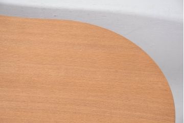中古　美品　飛騨高山　家具ブランド　シラカワ(shirakawa)　ネオ(NEO)シリーズ　オーク材　ひょうたん型の天板が温かみを感じるダイニングテーブル(ネオテーブル、4人掛け、食卓、作業台)(定価約24万円)(R-082292)