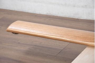 中古　美品　飛騨高山　家具ブランド　シラカワ(shirakawa)　ネオ(NEO)シリーズ　オーク材　ひょうたん型の天板が温かみを感じるダイニングテーブル(ネオテーブル、4人掛け、食卓、作業台)(定価約24万円)(R-082292)
