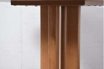 中古　美品　飛騨高山　家具ブランド　シラカワ(shirakawa)　ネオ(NEO)シリーズ　オーク材　ひょうたん型の天板が温かみを感じるダイニングテーブル(ネオテーブル、4人掛け、食卓、作業台)(定価約24万円)(R-082292)