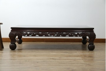 アジアンビンテージ　美しい螺鈿細工入り!!　透かし彫りが見事な座卓(ローテーブル、センターテーブル、リビングテーブル)(R-082299)