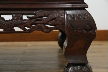 アジアンビンテージ　美しい螺鈿細工入り!!　透かし彫りが見事な座卓(ローテーブル、センターテーブル、リビングテーブル)(R-082299)