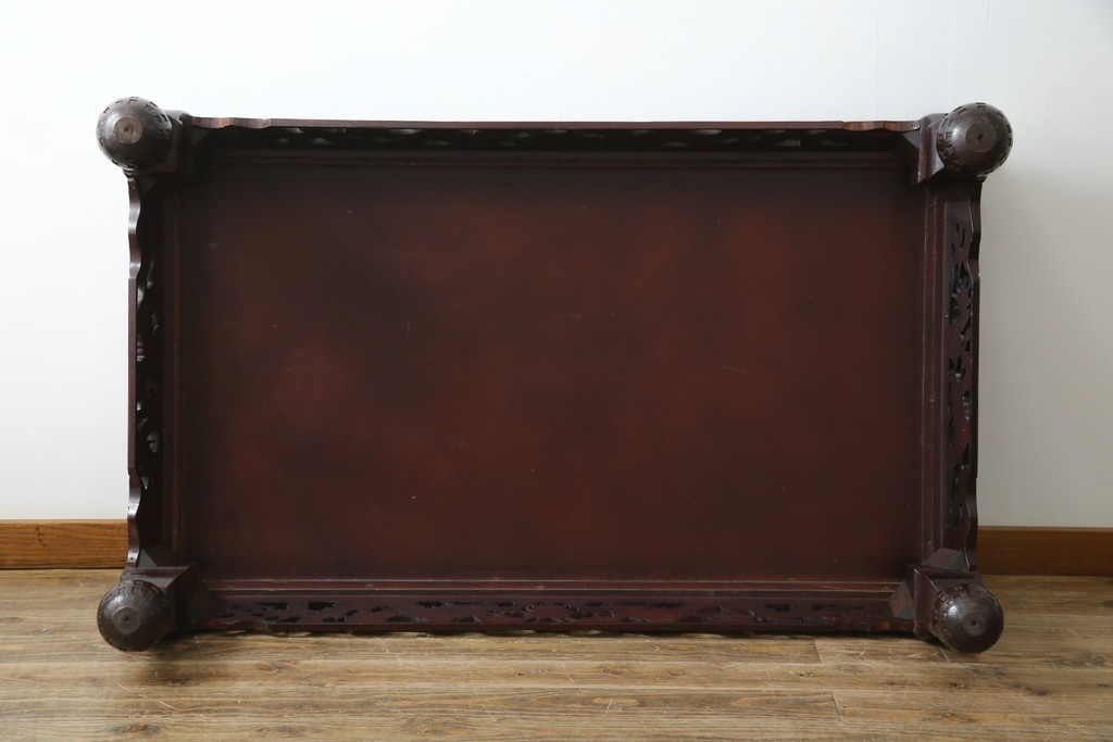 アジアンビンテージ　美しい螺鈿細工入り!!　透かし彫りが見事な座卓(ローテーブル、センターテーブル、リビングテーブル)(R-082299)