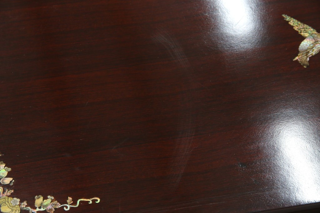 アジアンビンテージ　美しい螺鈿細工入り!!　透かし彫りが見事な座卓(ローテーブル、センターテーブル、リビングテーブル)(R-082299)