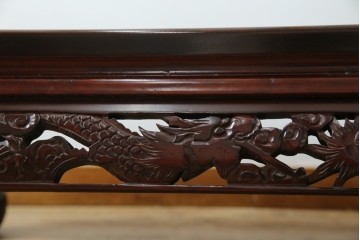 アジアンビンテージ　美しい螺鈿細工入り!!　透かし彫りが見事な座卓(ローテーブル、センターテーブル、リビングテーブル)(R-082299)