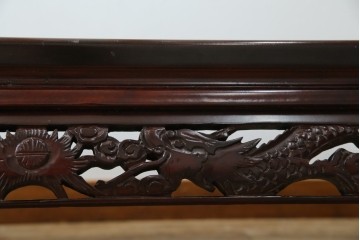 アジアンビンテージ　美しい螺鈿細工入り!!　透かし彫りが見事な座卓(ローテーブル、センターテーブル、リビングテーブル)(R-082299)