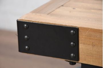 中古　品切れで入手困難品　tohma(東馬)　UP291 PULLEY2 CT BK　トロリーテーブル　インダストリアルスタイルの空間づくりに活躍する車輪付きローテーブル(センターテーブル、リビングテーブル)(R-082300)