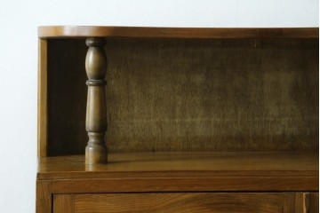 和製ヴィンテージ　昭和レトロ　ろくろ飾りとダイヤガラスが魅力的な本箱　(R-082304)