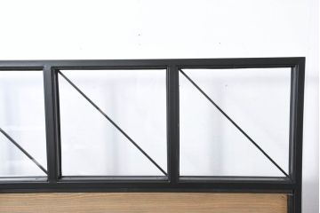 中古　UP TOWN FURNITURE(アップ タウン ファニチャー)　WORC(ウォルク)　インダストリアル　ガラス入り　ヴィンテージ感溢れるキャスター付きパーテーション2台セット(衝立て、ついたて、衝い立て、仕切り、間仕切り、店舗什器)(定価2台で約174000円)(R-082307)