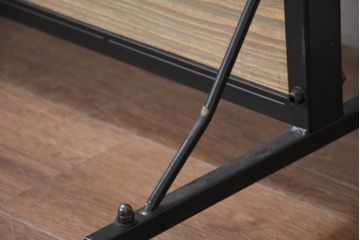 中古　UP TOWN FURNITURE(アップ タウン ファニチャー)　WORC(ウォルク)　インダストリアル　ガラス入り　ヴィンテージ感溢れるキャスター付きパーテーション2台セット(衝立て、ついたて、衝い立て、仕切り、間仕切り、店舗什器)(定価2台で約174000円)(R-082307)