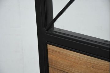 中古　UP TOWN FURNITURE(アップ タウン ファニチャー)　WORC(ウォルク)　インダストリアル　ガラス入り　ヴィンテージ感溢れるキャスター付きパーテーション2台セット(衝立て、ついたて、衝い立て、仕切り、間仕切り、店舗什器)(定価2台で約174000円)(R-082307)