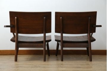 中古　希少な廃番品　久和屋　SCANDECK(スカンディック)シリーズ　オーク材の杢目が美しい重厚な一人掛けソファ2脚セット(アームチェア、ローチェア、リビングチェア、板座チェア、ダイニングチェア、イス、椅子、バラ売り可能)(R-082308)