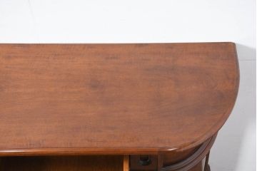 イタリアビンテージ　高級輸入家具　マホガニー材　丸みを帯びたデザインが優しい雰囲気のサイドボード(サイドキャビネット、収納棚、戸棚、ヴィンテージ)(R-082312)