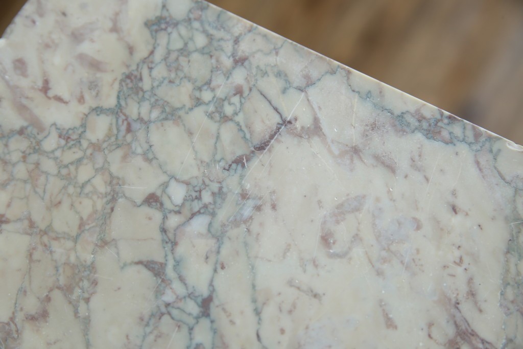 イタリアアンティーク　最高級!!　上質な真鍮(しんちゅう)飾りと大理石の豪華な回転式飾り台　(R-082313)