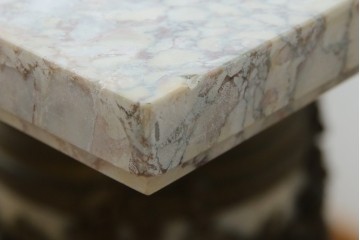 イタリアアンティーク　最高級!!　上質な真鍮(しんちゅう)飾りと大理石の豪華な回転式飾り台　(R-082313)