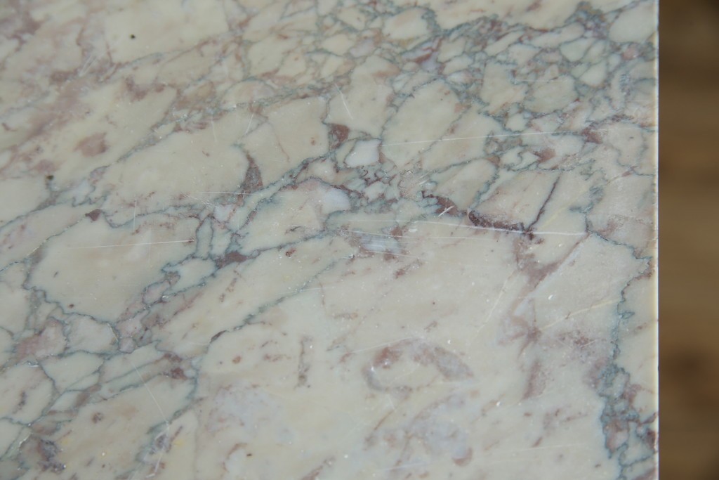 イタリアアンティーク　最高級!!　上質な真鍮(しんちゅう)飾りと大理石の豪華な回転式飾り台　(R-082313)