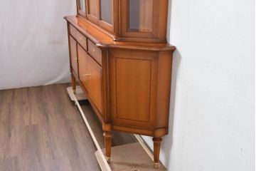 中古　超美品　ドイツ　最高級家具メーカー　WARRINGS(ウォーリングス)社　高級感のある象嵌入りキャビネット(収納棚、戸棚、食器棚、カップボード、飾り棚、コレクションケース、ディスプレイケース、店舗什器)(定価約600万円)(R-082314)
