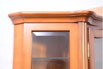 中古　超美品　ドイツ　最高級家具メーカー　WARRINGS(ウォーリングス)社　高級感のある象嵌入りキャビネット(収納棚、戸棚、食器棚、カップボード、飾り棚、コレクションケース、ディスプレイケース、店舗什器)(定価約600万円)(R-082314)