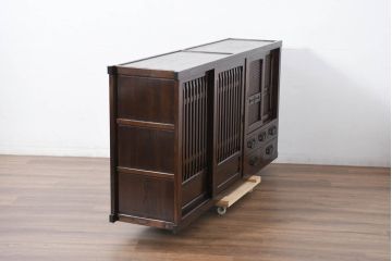 中古　民芸家具　栗材　和の趣溢れる水屋箪笥サイドボード(食器棚、収納棚、戸棚、カップボード、サイドキャビネット)(R-082316)