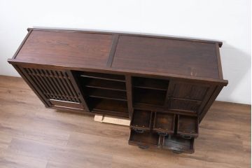 中古　民芸家具　栗材　和の趣溢れる水屋箪笥サイドボード(食器棚、収納棚、戸棚、カップボード、サイドキャビネット)(R-082316)