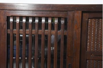 中古　民芸家具　栗材　和の趣溢れる水屋箪笥サイドボード(食器棚、収納棚、戸棚、カップボード、サイドキャビネット)(R-082316)