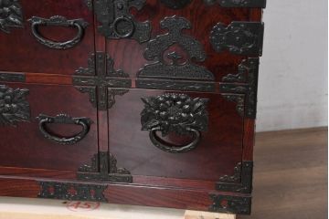 中古　熊野洞　木地呂塗り　漆塗り　力強い手打ち金具が魅力の仙台箪笥(小タンス、和たんす、衣装タンス、収納箪笥、整理箪笥、チェスト、引き出し)(定価約80万円)(R-082319)