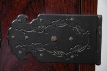 中古　熊野洞　木地呂塗り　漆塗り　力強い手打ち金具が魅力の仙台箪笥(小タンス、和たんす、衣装タンス、収納箪笥、整理箪笥、チェスト、引き出し)(定価約80万円)(R-082319)