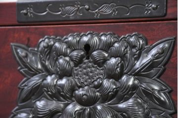 中古　熊野洞　木地呂塗り　漆塗り　力強い手打ち金具が魅力の仙台箪笥(小タンス、和たんす、衣装タンス、収納箪笥、整理箪笥、チェスト、引き出し)(定価約80万円)(R-082319)