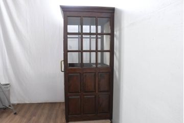 中古　特注!!　松本民芸家具　クラシカルな雰囲気漂う三面ガラスの電話ボックス(テレフォンボックス、電話ブース、電話室、店舗什器)(定価約150万円)(R-082322)