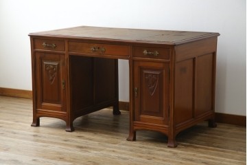 海外アンティーク　チーク材　レザートップ　両面使い　繊細な彫刻が美しいパートナーデスク(両袖机、作業台、ワークテーブル、ワークデスク、在宅ワーク、在宅用)(R-082324)