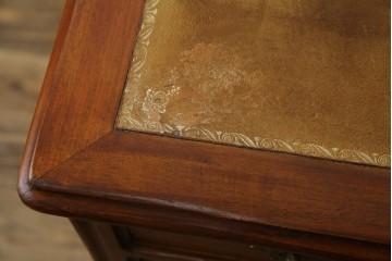 海外アンティーク　チーク材　レザートップ　両面使い　繊細な彫刻が美しいパートナーデスク(両袖机、作業台、ワークテーブル、ワークデスク、在宅ワーク、在宅用)(R-082324)