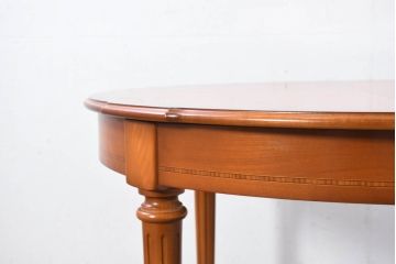 中古　超美品　ドイツ　最高級家具メーカー　WARRINGS(ウォーリングス)社　気品を感じる佇まいが素敵なエクステンションテーブル(ダイニングテーブル、丸テーブル、食卓、4人掛け、6人掛け、オーバル型)(定価約220万円)(R-082325)