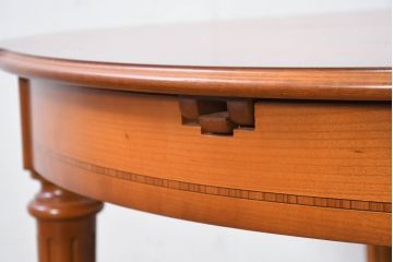 中古　超美品　ドイツ　最高級家具メーカー　WARRINGS(ウォーリングス)社　気品を感じる佇まいが素敵なエクステンションテーブル(ダイニングテーブル、丸テーブル、食卓、4人掛け、6人掛け、オーバル型)(定価約220万円)(R-082325)