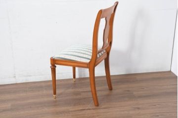 中古　超美品　ドイツ　最高級家具メーカー　WARRINGS(ウォーリングス)社　気品を感じる佇まいが素敵なダイニングチェア4脚セット(アームレスチェア、椅子、イス、バラ売り可能)(定価4脚で約155万円)(R-082326)
