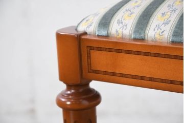 中古　超美品　ドイツ　最高級家具メーカー　WARRINGS(ウォーリングス)社　気品を感じる佇まいが素敵なダイニングチェア4脚セット(アームレスチェア、椅子、イス、バラ売り可能)(定価4脚で約155万円)(R-082326)