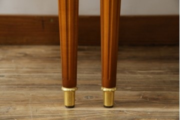 中古　超美品　ドイツ　最高級家具メーカー　WARRINGS(ウォーリングス)社　気品を感じる佇まいが素敵なダイニングチェア2脚セット(アームレスチェア)　セット定価約77万5千円相当　(R-082326)