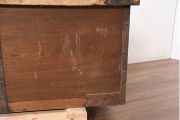 和製アンティーク　激レア　希少　これぞ日本版宝箱!!　上手物!!　欅(ケヤキ)材　北陸三国産　立派な金具の貴重品箱(収納箱、収納箪笥、銭函、銭箱、舟箪笥、船箪笥、時代箪笥)(R-082329)