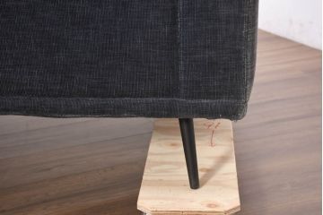 中古　美品　Boconcept(ボーコンセプト)　Carlton(カールトン)　くつろぎ空間を演出するスタイリッシュな2.5人掛けソファ(2.5P、3P、2.5人掛け、3人掛け)(定価約45万円)(R-082331)