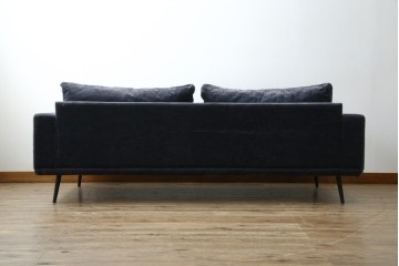 中古　美品　Boconcept(ボーコンセプト)　Carlton(カールトン)　くつろぎ空間を演出するスタイリッシュな2.5人掛けソファ　定価約45万円　(R-082331)