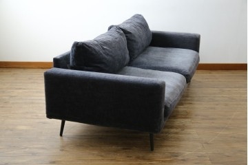 中古　美品　Boconcept(ボーコンセプト)　Carlton(カールトン)　くつろぎ空間を演出するスタイリッシュな2.5人掛けソファ　定価約45万円　(R-082331)