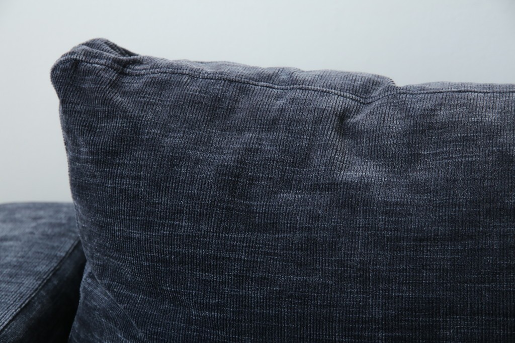 中古　美品　Boconcept(ボーコンセプト)　Carlton(カールトン)　くつろぎ空間を演出するスタイリッシュな2.5人掛けソファ　定価約45万円　(R-082331)