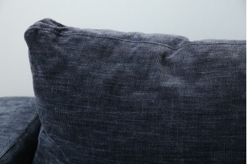 中古　美品　Boconcept(ボーコンセプト)　Carlton(カールトン)　くつろぎ空間を演出するスタイリッシュな2.5人掛けソファ　定価約45万円　(R-082331)