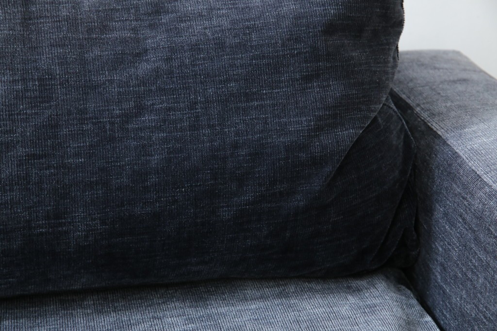 中古　美品　Boconcept(ボーコンセプト)　Carlton(カールトン)　くつろぎ空間を演出するスタイリッシュな2.5人掛けソファ　定価約45万円　(R-082331)