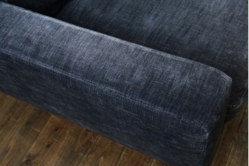 中古　美品　Boconcept(ボーコンセプト)　Carlton(カールトン)　くつろぎ空間を演出するスタイリッシュな2.5人掛けソファ　定価約45万円　(R-082331)