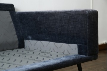 中古　美品　Boconcept(ボーコンセプト)　Carlton(カールトン)　くつろぎ空間を演出するスタイリッシュな2.5人掛けソファ　定価約45万円　(R-082331)