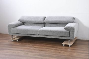 中古　超美品　IDC大塚家具取り扱い　パッセロ　2way　ローバック、ハイバックどちらも楽しめる2.5人掛けソファ(2.5P、3P、2.5人掛け、3人掛け)(定価約40万円)(R-082332)